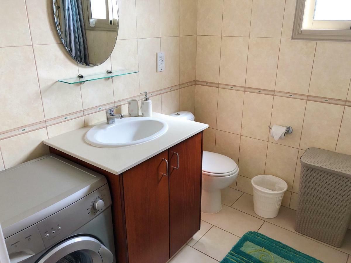 King'S Gardens Apartment Пафос Экстерьер фото